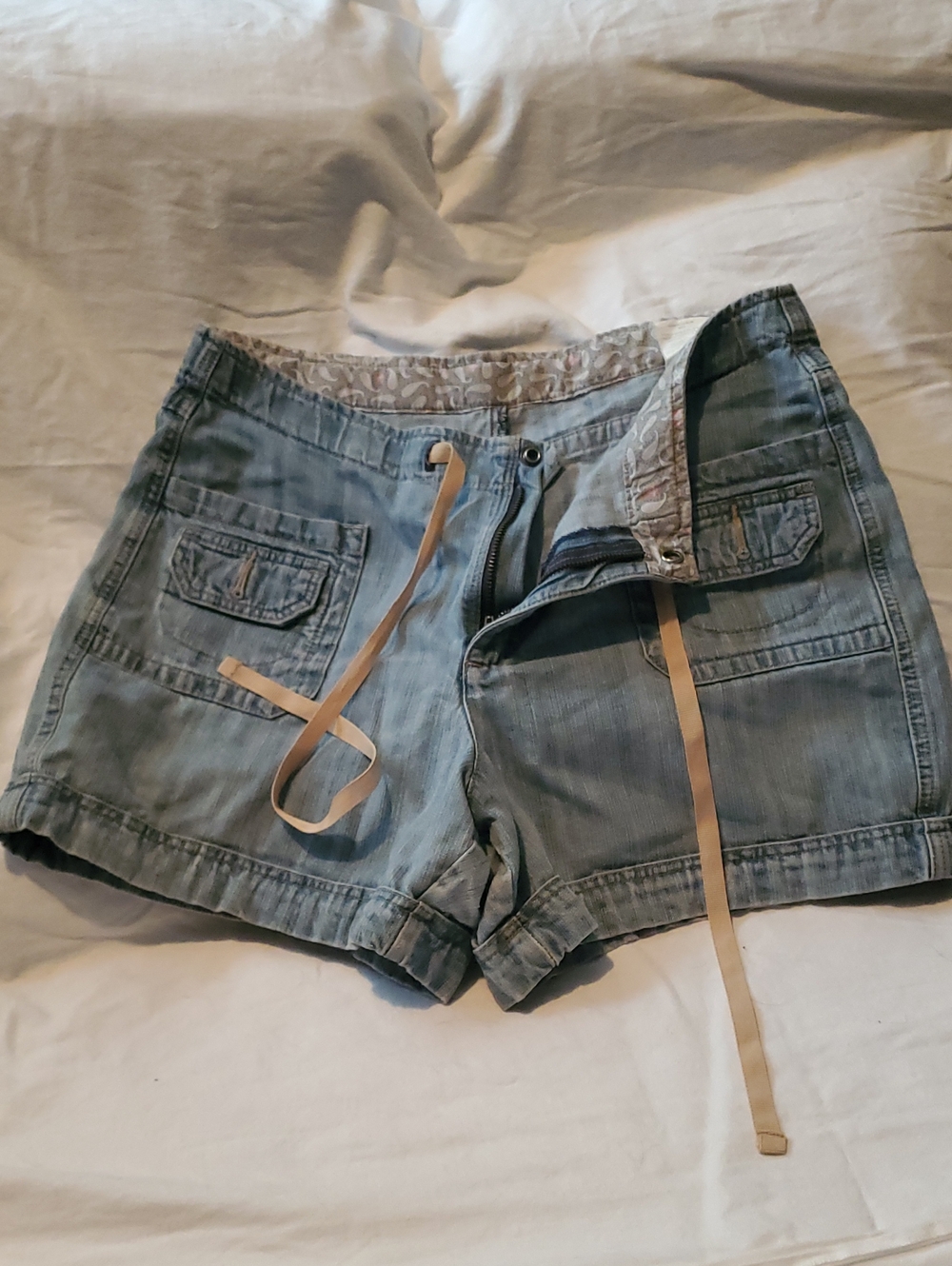 Women’s Casual Denim-Look Blue Shorts with Drawstring